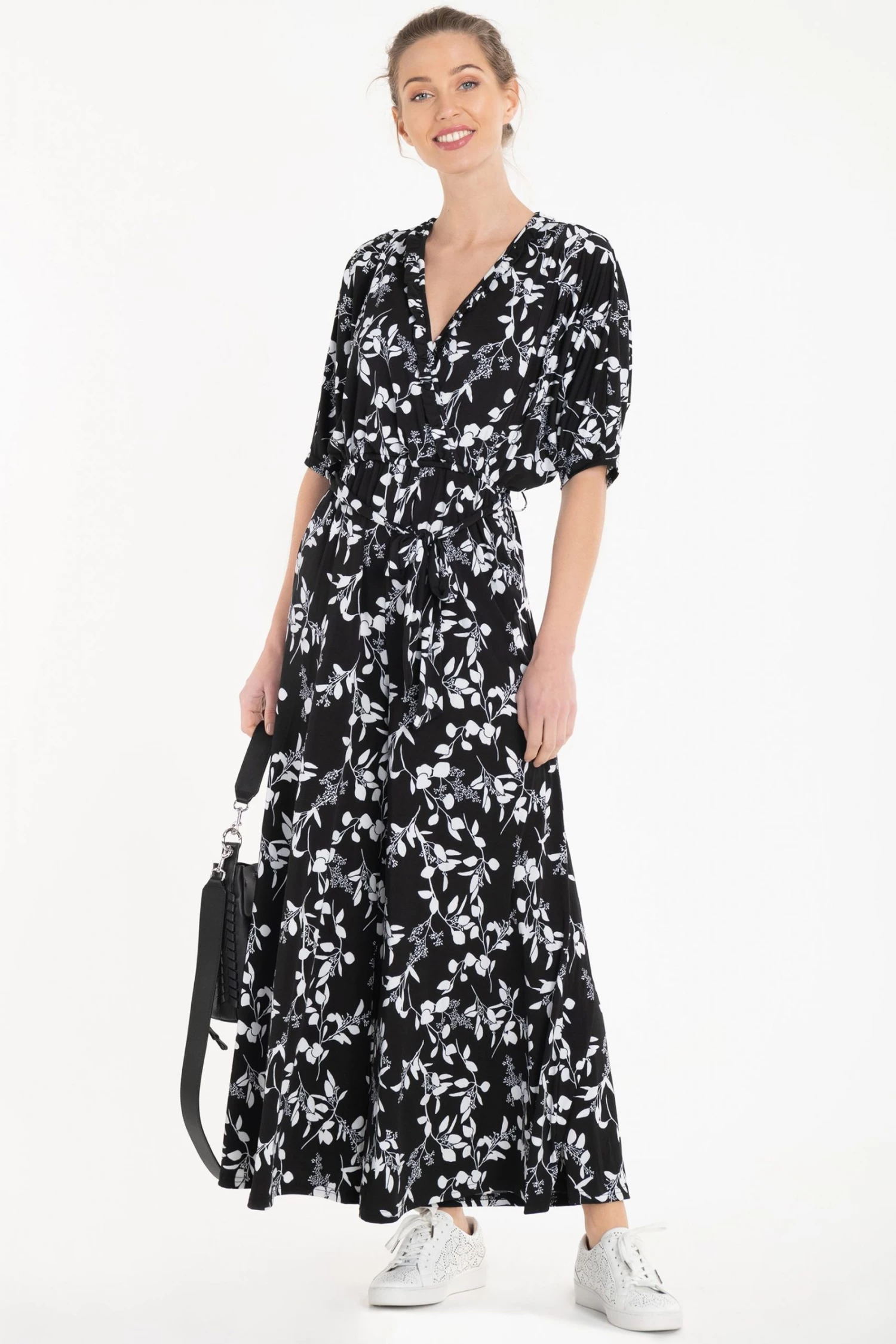 Jolie Moi Bianca Floral Print Black Jumpsuit 3 Jolie Moi Bianca Floral Print Black Jumpsuit