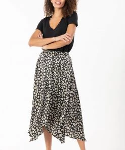 Jolie Moi Animal Print Hanky Hem Black Maxi Skirt -Jolie Moi Sales unnamed file 1437 scaled