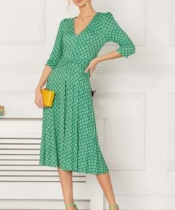 Jolie Moi Green Delylah V-Neck Midi Dress -Jolie Moi Sales unnamed file 867 scaled